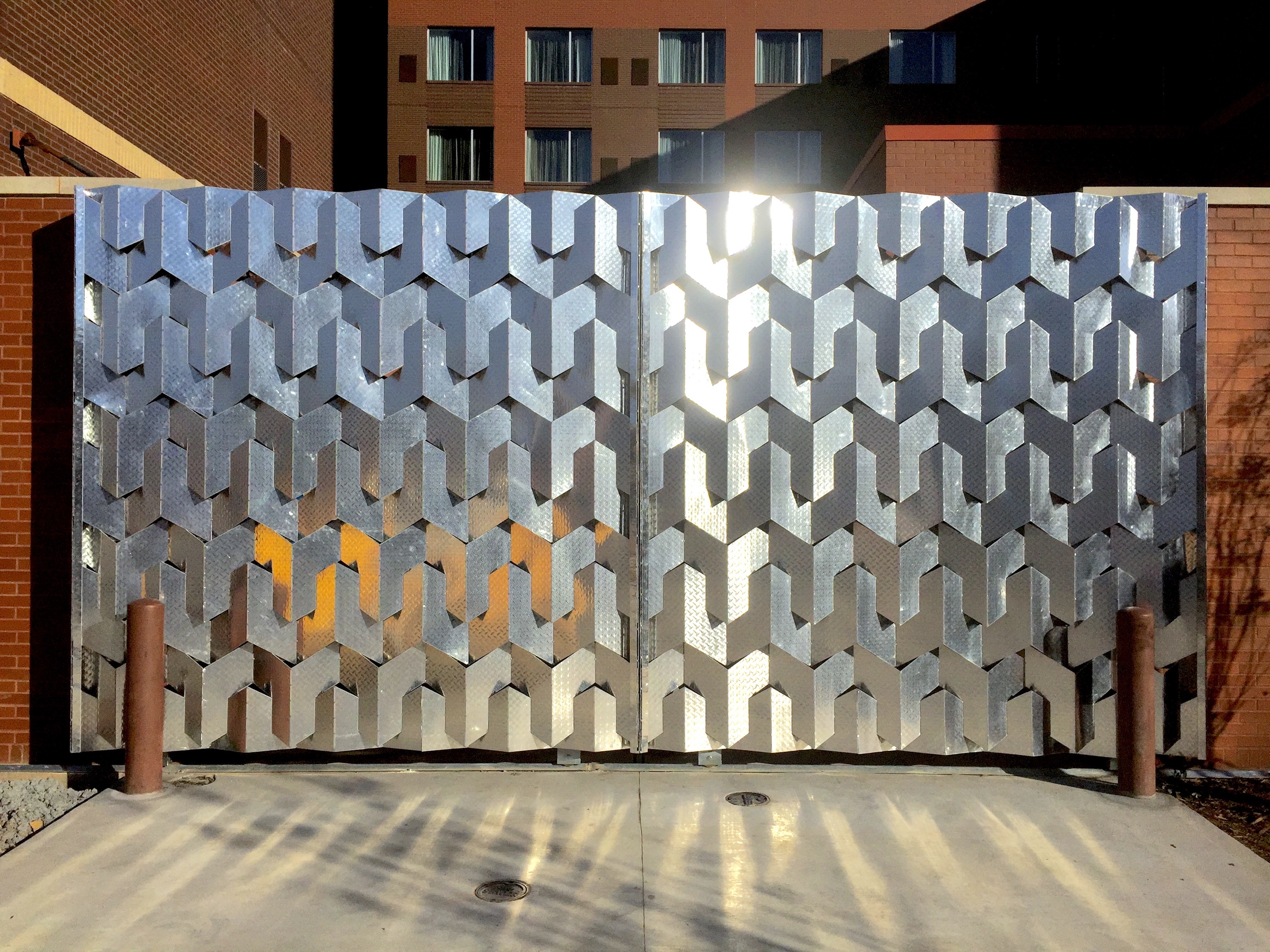 aluminum designed gate