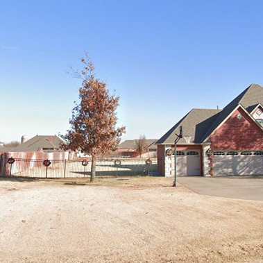 of house at Subdivision Cemetery Road at SW 44th Houses 1 acre lots