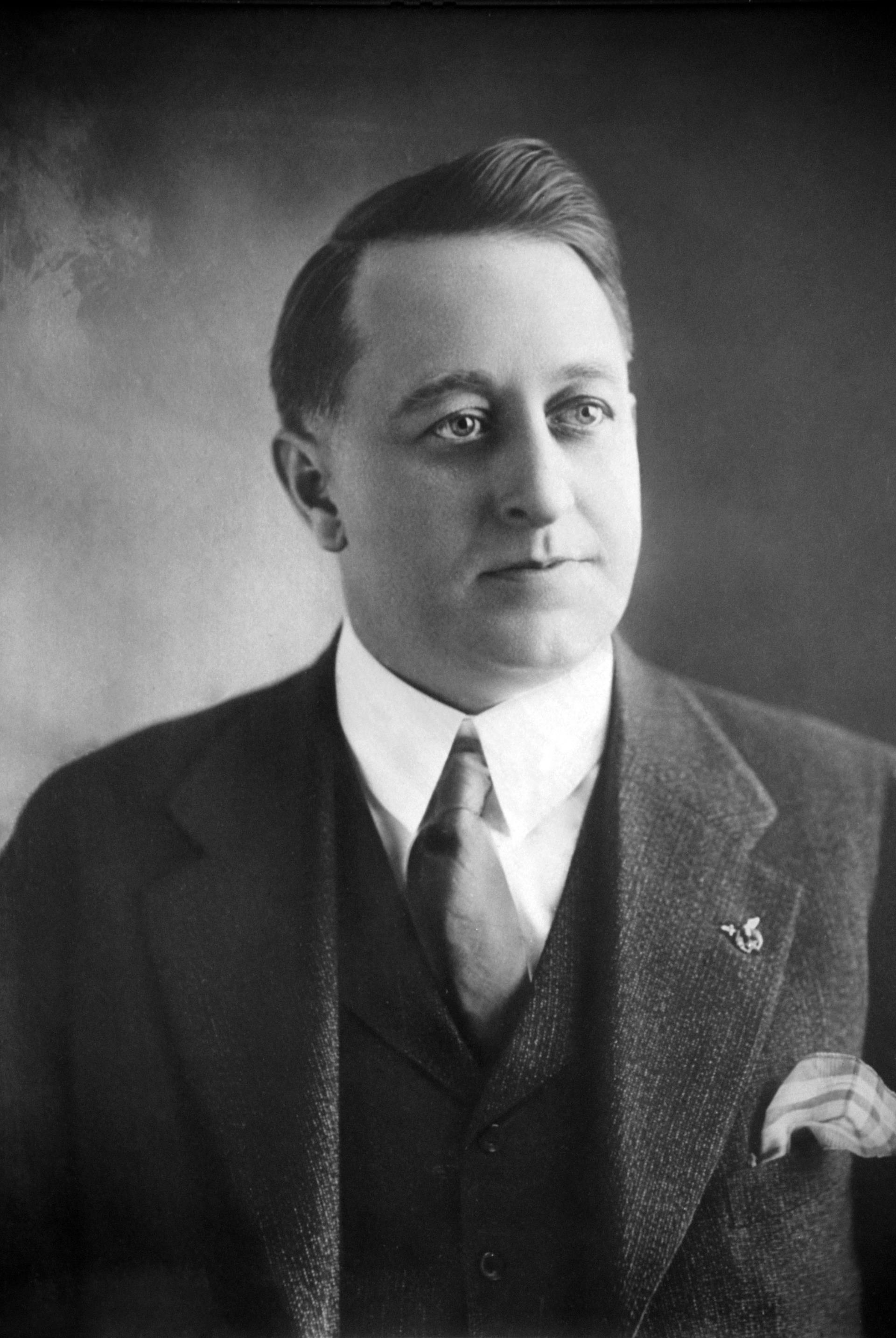 john-c-walton headshot