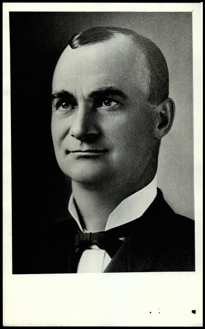 OA-Mitscher headshot